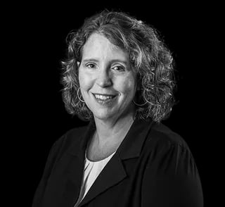2025-Headshot-Danielle-Kolb