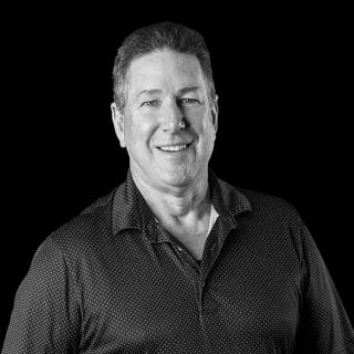 2025-Headshot-Dave-Kendall