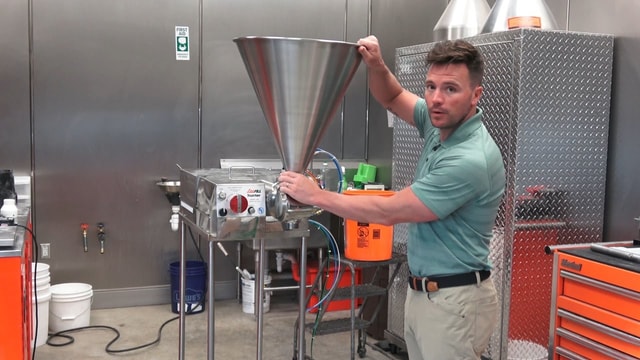 How-To: Set Up & Breakdown Model 305 Piston Filler